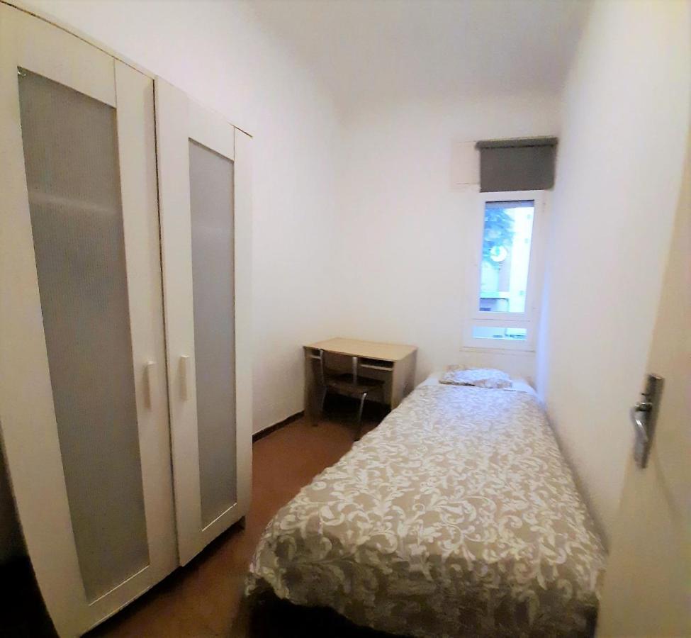 Pintor Pahissa Rooms Barcelona Exterior photo